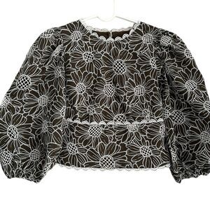 Express Women’s Open Back Embroidered Eyelet Cotton Cropped Top Blouse Size XS